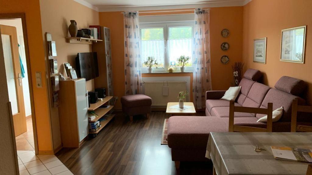 Sonnigesuedeifel Appartement Seffern Buitenkant foto